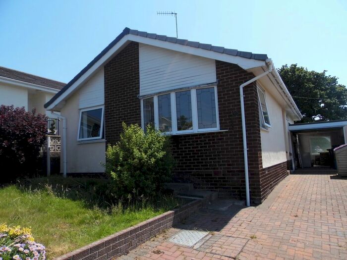 2 Bedroom Detached Bungalow To Rent In Erw Fawr, Conwy, LL32