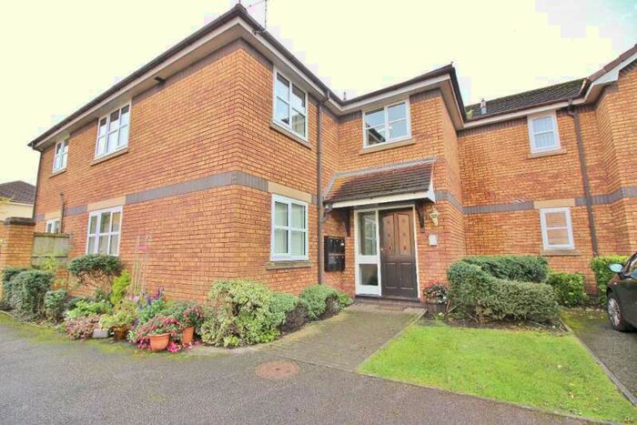 2 Bedroom Flat To Rent In Kings Meadow, , Southport, PR8