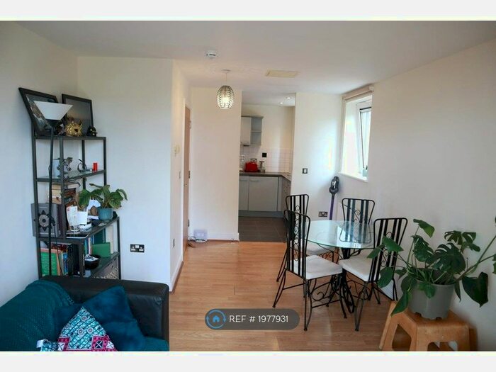 1 Bedroom Flat To Rent In Erebus Drive, London, SE28
