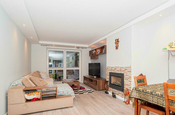 3 Bedroom Terraced House To Rent In Barn Mead, Harlow, CM18