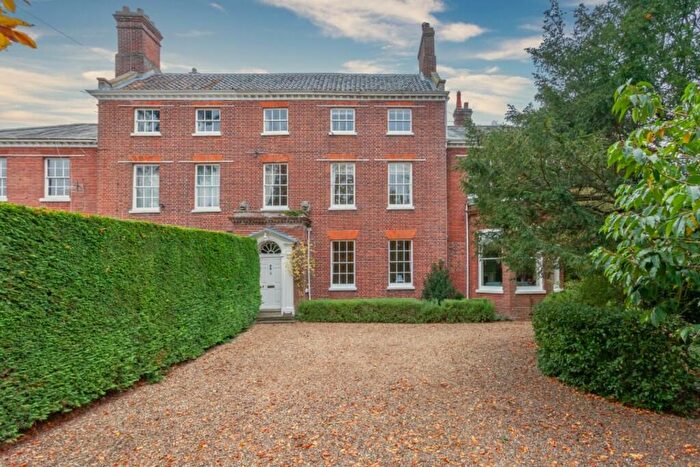 7 Bedroom Semi Detached House For Sale In Newmarket Road, Cringleford, NR4