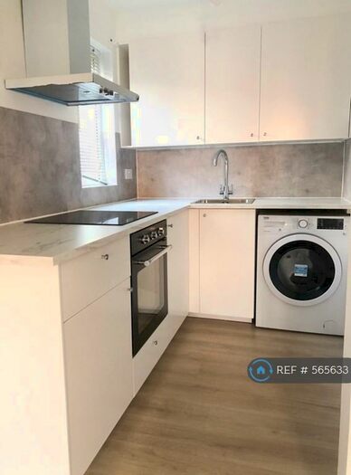 Studio To Rent In Pasteur Close, London, NW9