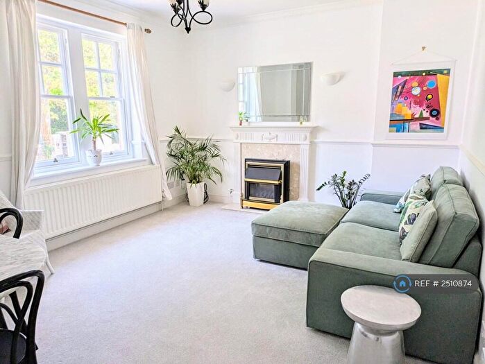 2 Bedroom Flat To Rent In Milton Road, Harpenden, AL5