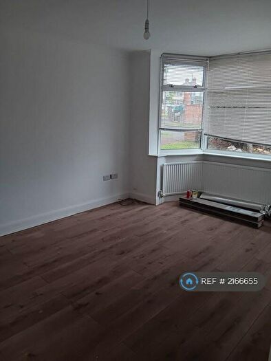 3 Bedroom Semi-Detached House To Rent In Lindridge Road, Birmingham, B23