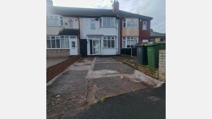3 Bedroom Property To Rent In Darlaston Lane, Bilston, WV14