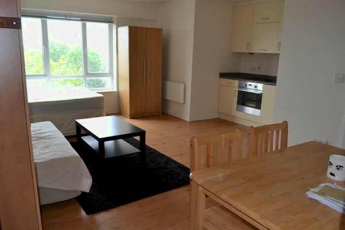 Studio To Rent In Heritage Avenue, London, NW9