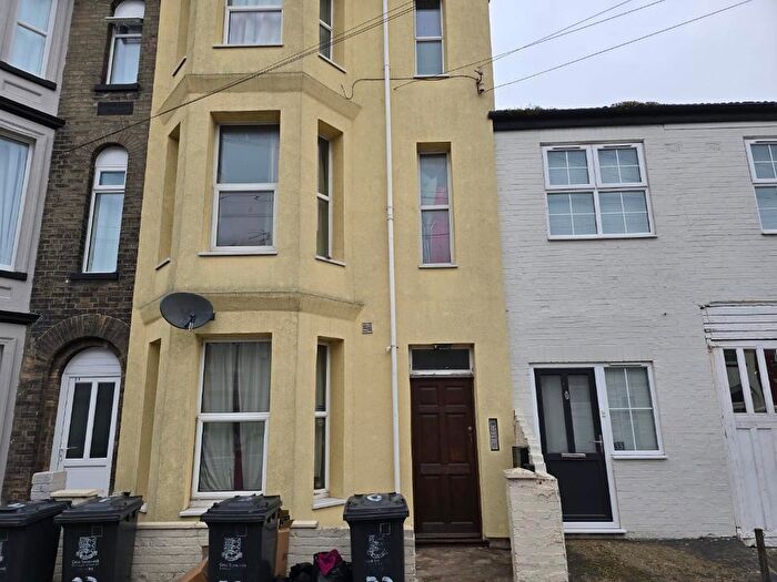 1 Bedroom Flat To Rent In York Road, Great Yarmouth, NR30