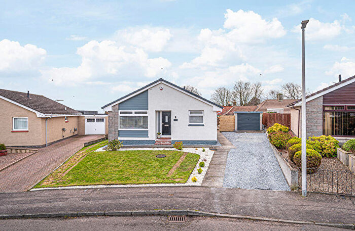 2 Bedroom Detached Bungalow For Sale In Templars Crescent, Burntisland, KY3