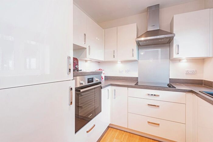 1 Bedroom Flat For Sale In Shortwood Copse Lane, Basingstoke, RG23