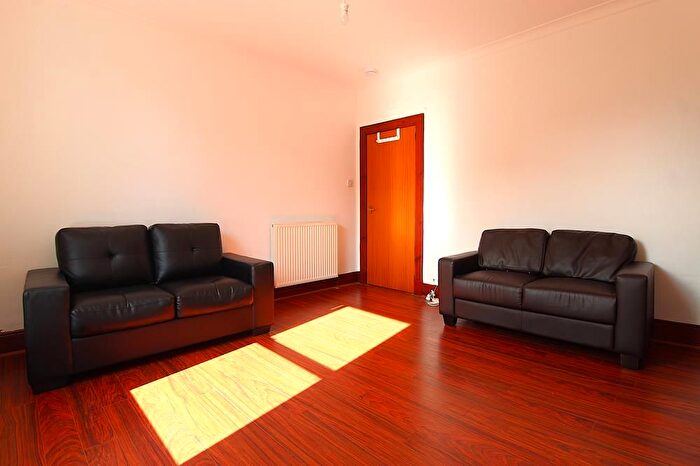 1 Bedroom Flat To Rent In Northfield Place, Second Left, AB25