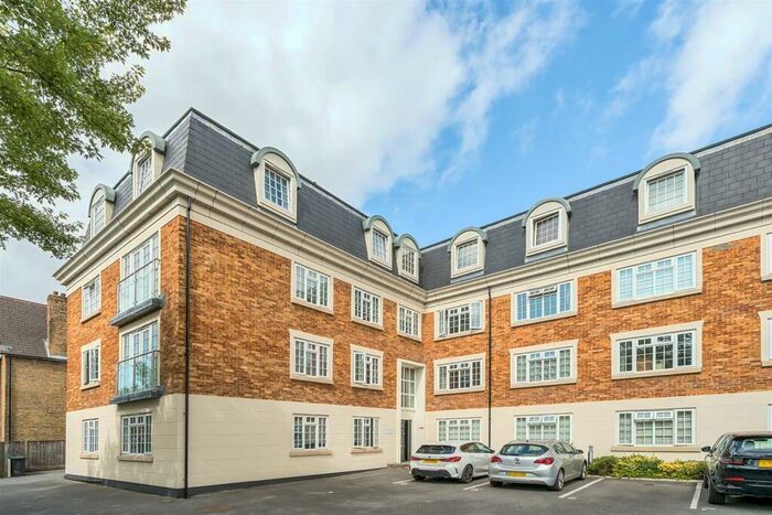 2 Bedroom Apartment To Rent In Tweedy Road, Bromley, BR1