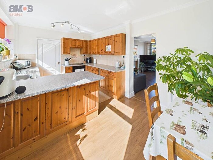 3 Bedroom Terraced House For Sale In Keswick Avenue, Hullbridge, Hockley, SS5