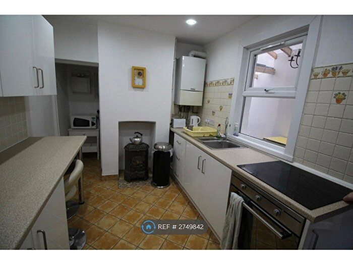 3 Bedroom Terraced House To Rent In Thorpe Road, London, E6