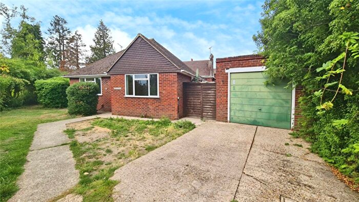 2 Bedroom Bungalow To Rent In Hilbury Road, Earley, Reading, RG6