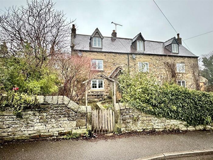 2 Bedroom End Of Terrace House To Rent In Townhead Road, Sheffield, S17