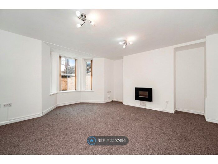 1 Bedroom Flat To Rent In Mutley, Plymouth, PL4