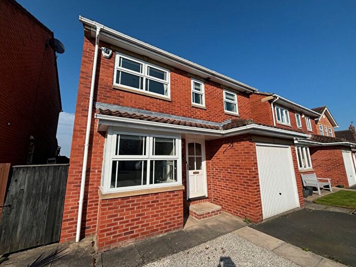 3 Bedroom Detached House To Rent In Rockley Grange Gardens, Garforth, Leeds, West Yorkshire, LS25