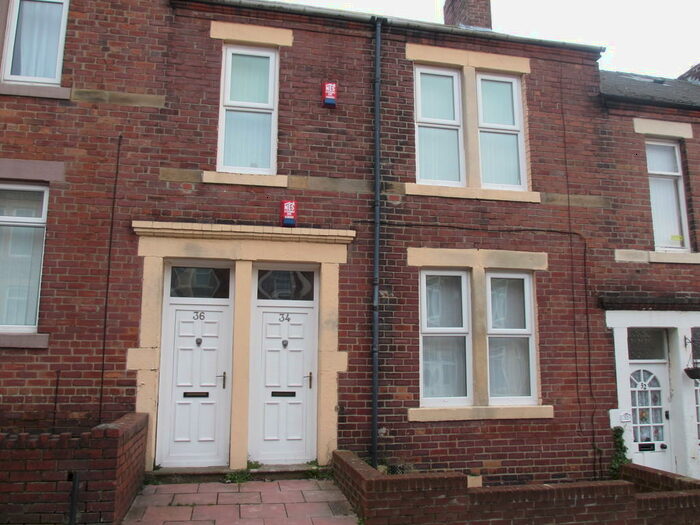 2 Bedroom Ground Flat To Rent In Kitchener Street, Gateshead, NE9