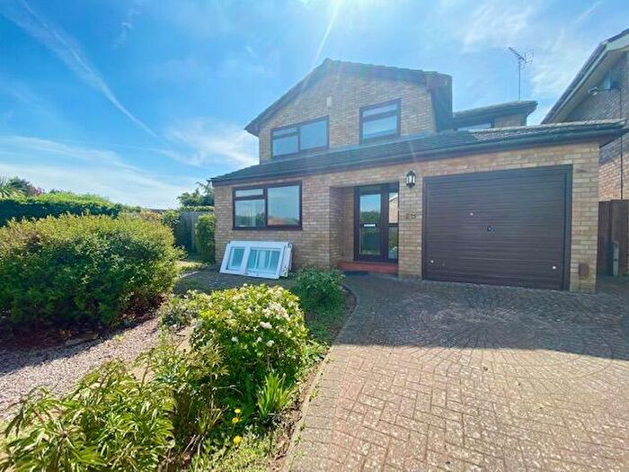 4 Bedroom House To Rent In Shelley Close, Newport Pagnell, MK16