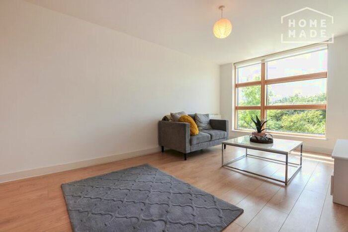 1 Bedroom Flat To Rent In Vida House, Surrey Quays, SE8