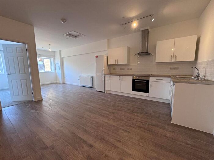 1 Bedroom Flat To Rent In Woodstock Way, Caldicot, NP26