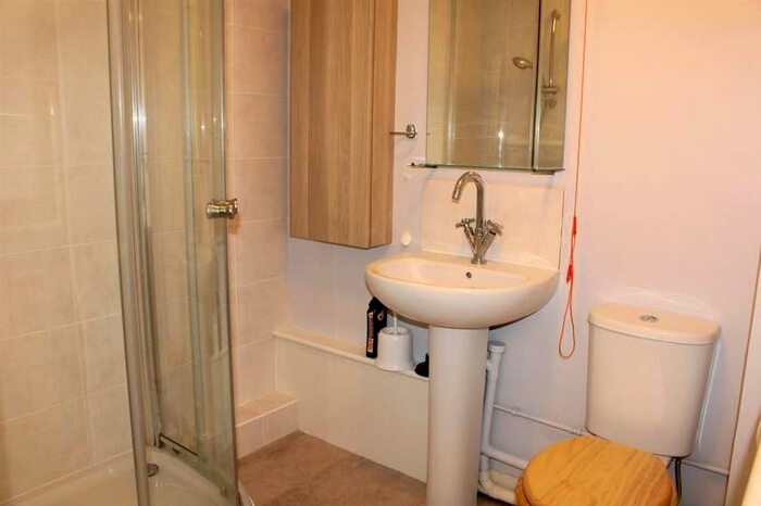 2 Bedroom Retirement Property For Sale In Heathfield Way, Nailsea, BS48