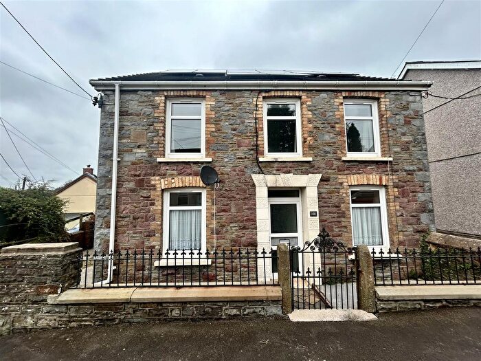 3 Bedroom Detached House To Rent In Carmarthen Road, Cross Hands, Llanelli, SA14
