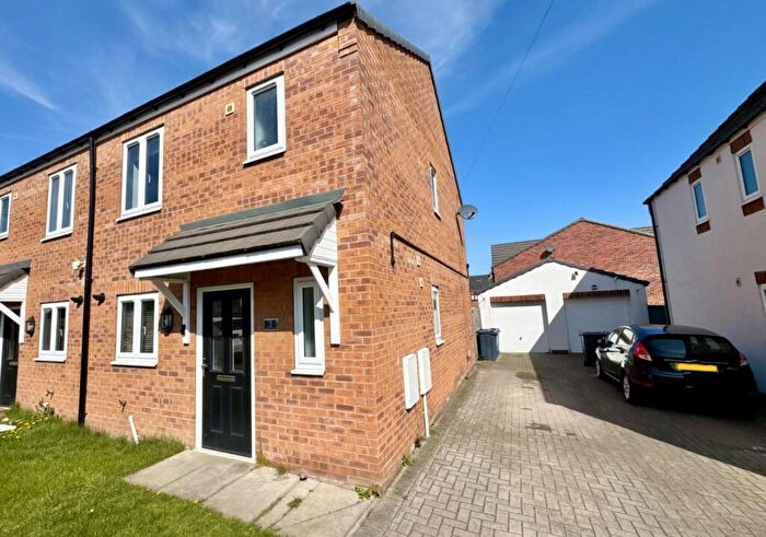 2 Bedroom Semi-Detached House To Rent In School Street, Bolton- On-dearne, Rotherham, S63