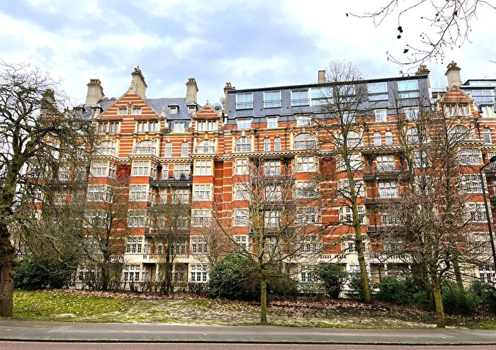 2 Bedroom Flat To Rent In Parkside, Knightsbridge, London, SW1X