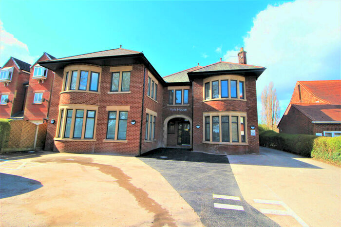 2 Bedroom Flat To Rent In Garstang Road, Fulwood, PR1