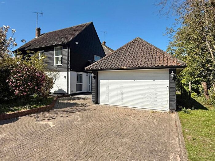 4 Bedroom Detached House For Sale In Hutton Village, Hutton, Brentwood, CM13