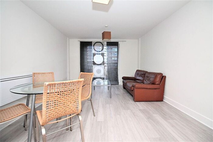 1 Bedroom Flat To Rent In Bailey House, Bromly-By-Bow, E3