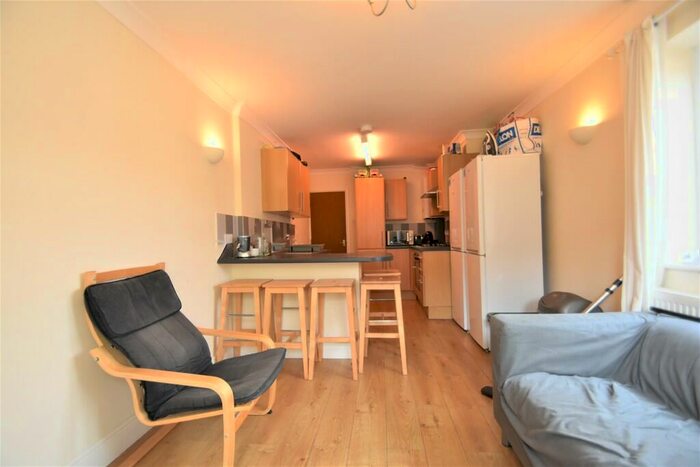 5 Bedroom Terraced House To Rent In Harrow Road, Southsea, PO5