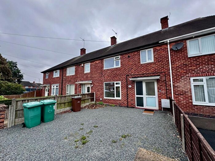 3 Bedroom House To Rent In Carew Road, Clifton, NG11