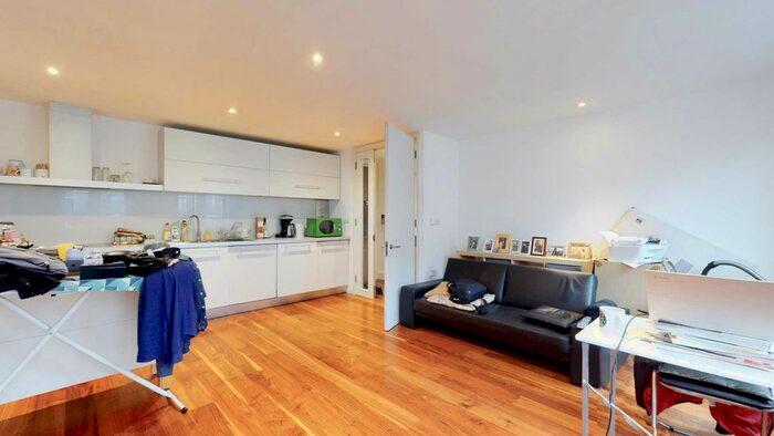 1 Bedroom Flat To Rent In Cornwell House, New Market Place, East Ham, E6