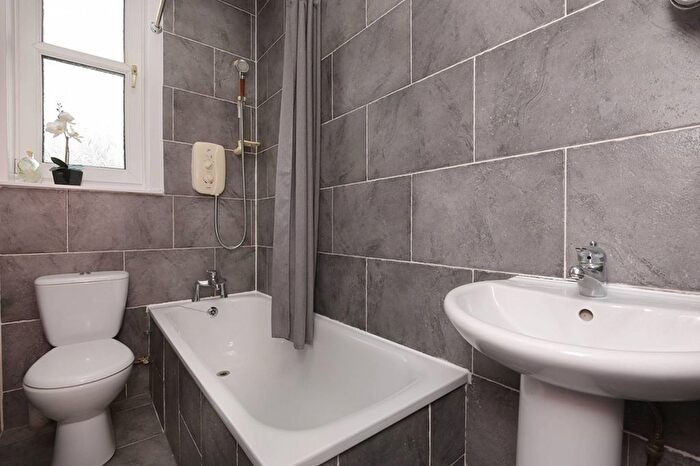 1 Bedroom Flat For Sale In Smithfield Street, Gorgie, Edinburgh, EH11