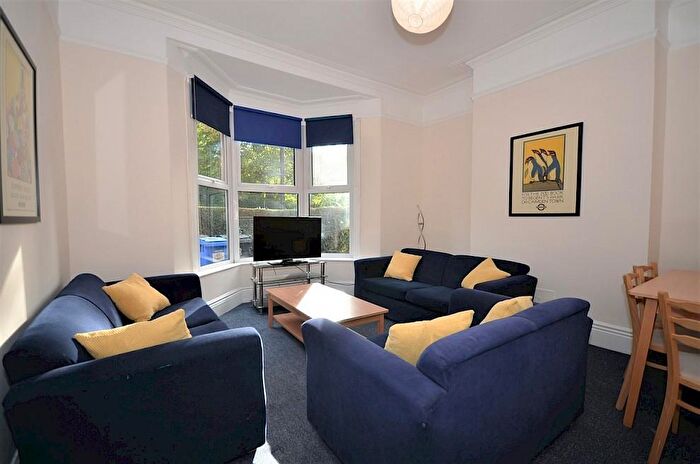 House For Sale In Brocco Bank, Sheffield, S11