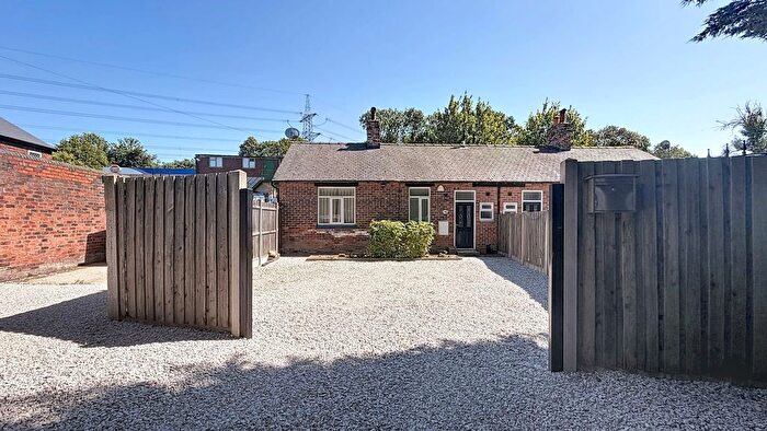 3 Bedroom Semi-detached Bungalow To Rent In Station Road, Renishaw, S21