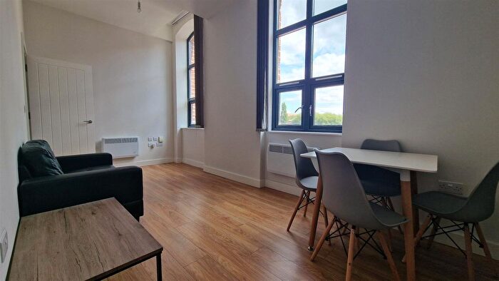 1 Bedroom Flat To Rent In Victoria Riverside, Atkinson Street, Leeds, LS10