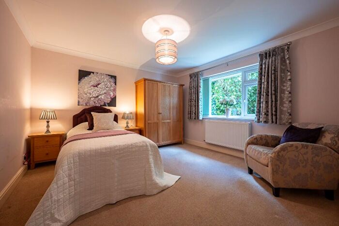 2 Bedroom Bungalow For Sale In Ormond Avenue, Lathom, L40