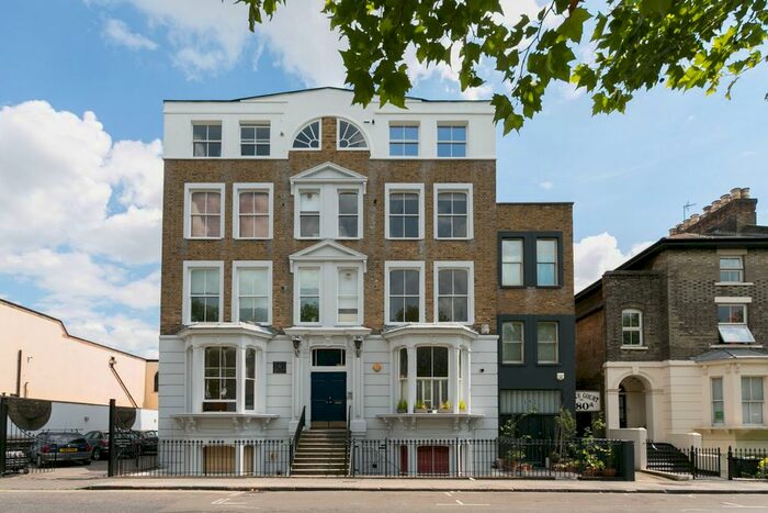 2 Bedroom Flat To Rent In Grove Road, London, E3