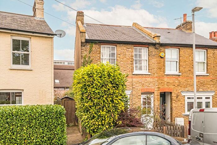 2 Bedroom Semi-Detached House For Sale In Beaconsfield Road, Surbiton, KT5