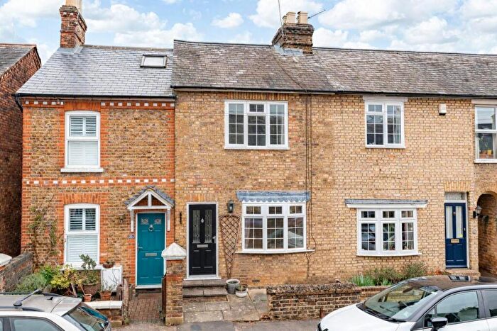 2 Bedroom Terraced House For Sale In Parkhurst Road, Bengeo, SG14