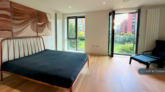 Studio To Rent In Kelson House, London, E16