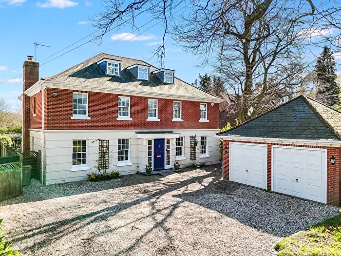6 Bedroom Detached House For Sale In Priests Lane, Shenfield, Brentwood, CM15
