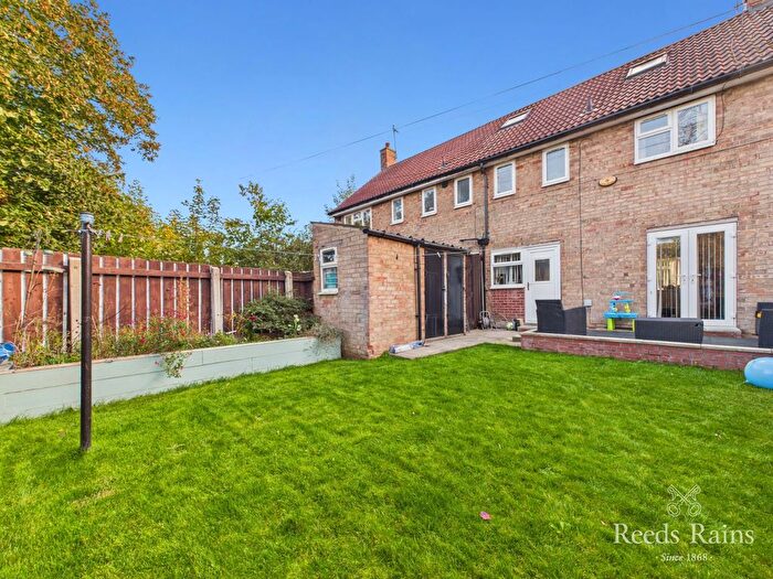 3 Bedroom Terraced House For Sale In Preston Road, Hull, East Riding Of Yorkshire, HU9