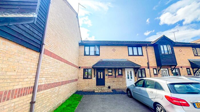 2 Bedroom Terraced House To Rent In Meadow Close, Hertford, SG13