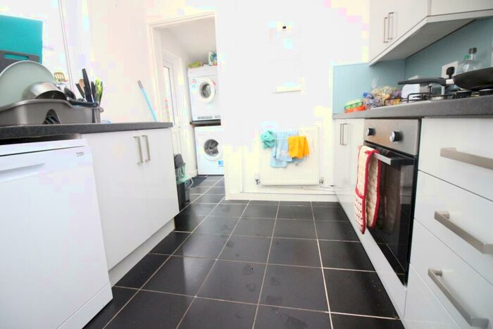 4 Bedroom Terraced House To Rent In Merthyr Street, Cathays, CF24