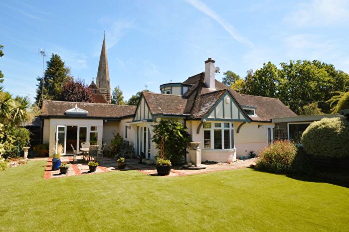 3 Bedroom Detached Bungalow For Sale In Church Road, Bagshot, GU19