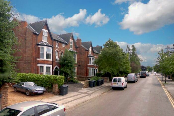 1 Bedroom Apartment To Rent In Musters Road, West Bridgford, Nottingham, NG2